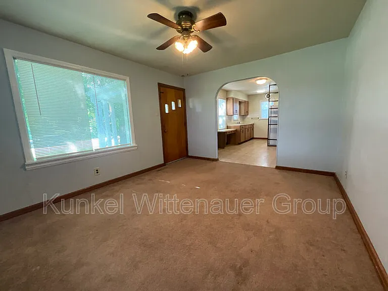 1006 Scott Troy Rd — Photo 4