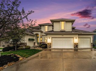 2656 W 162nd Ter, Overland Park, KS 66085