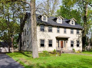 2868 Lee Rd, Shaker Heights, OH 44120