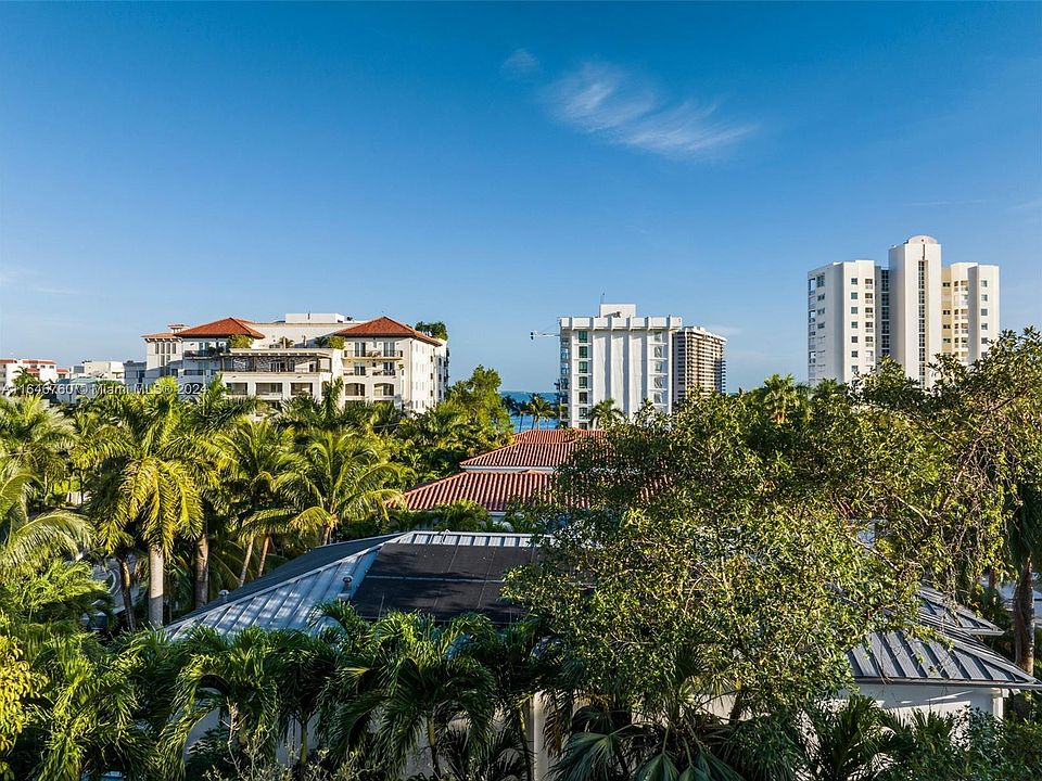 1st image of 1646 S Bayshore Dr