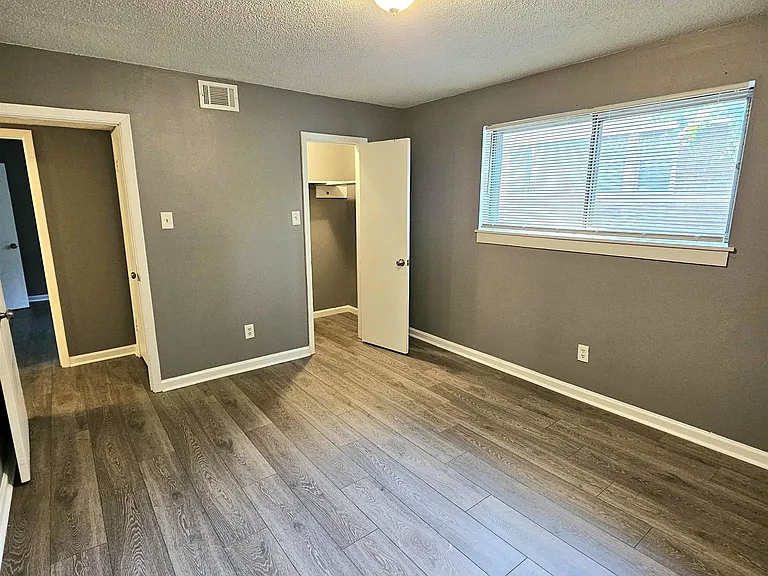 151 N Belvedere Blvd #4 — Photo 3