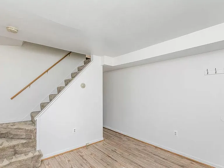 314 Otterbein St — Photo 6