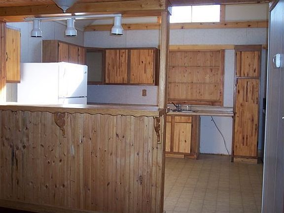 2513 E Ganson Kitchen and Bar Eat Space