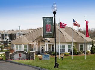 1 Merlot Dr UNIT 141, Highland, NY 12528