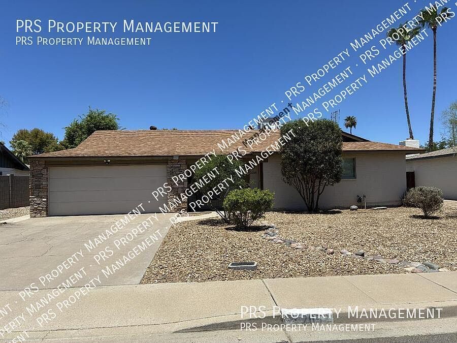1st image of 2058 E Fremont Dr