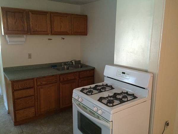 2nd image of 223 Walnut St #3