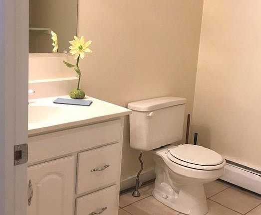 3rd image of 321 E Cypress St #2