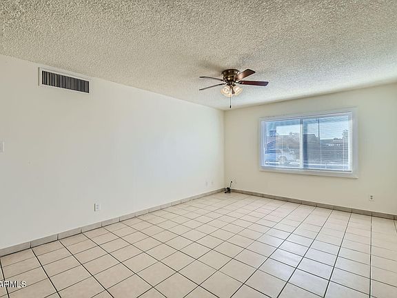 5th image of 8202 W CATALINA Drive