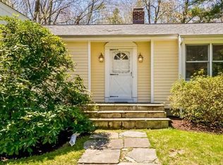 31 Blue Spruce Cir, Weston, CT 06883