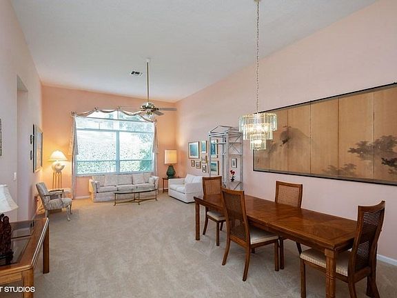 2nd image of 18150 SE Fairview Cir