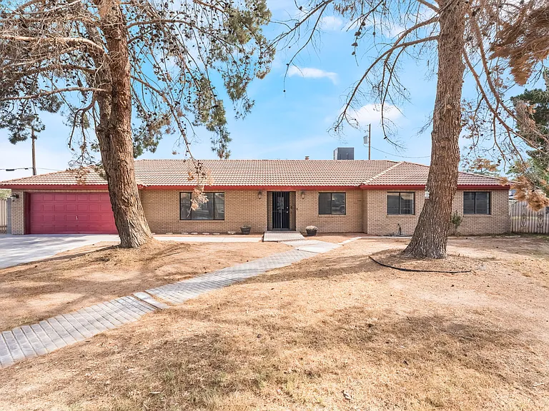 2108 Reynolds Ave — Photo 44