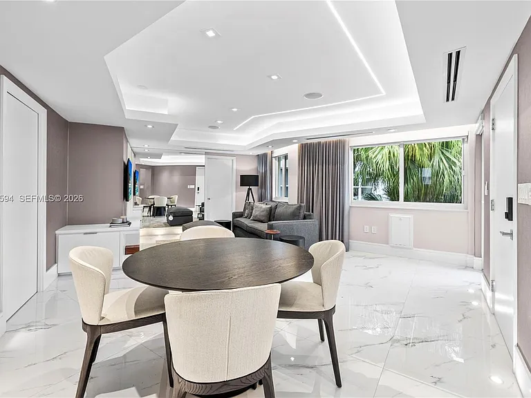 10190 Collins Ave #203 — Photo 4