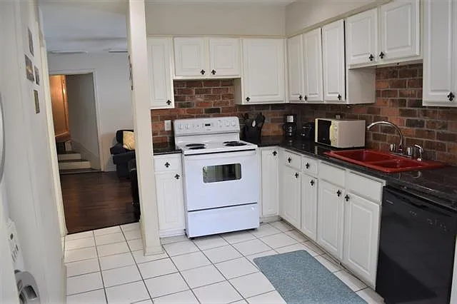 931 Kerlerec St #B — Photo 7