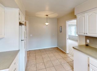 4057 W Bancroft St APT 4, Ottawa Hills, OH 43606