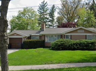(Undisclosed Address), Glen Ellyn, IL