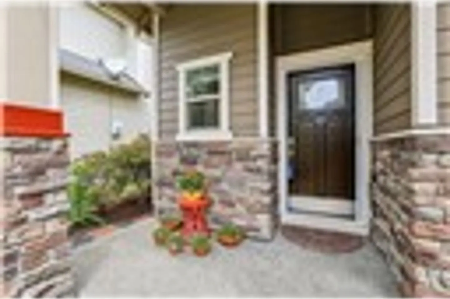 10015 1st St NE — Photo 3