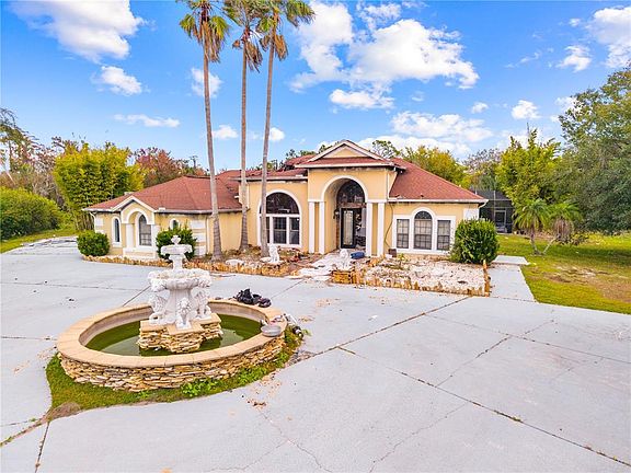 2nd image of 214 TARANTO WAY