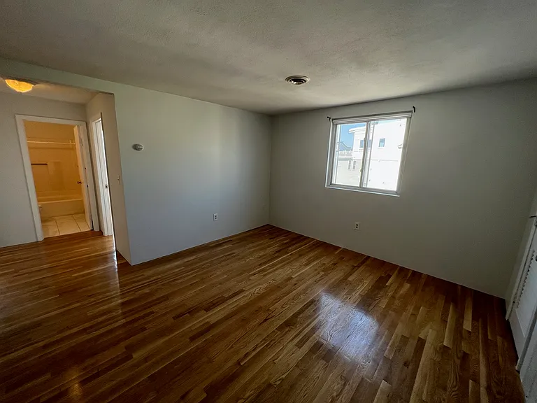 382 Dorchester St #C8 — Photo 2