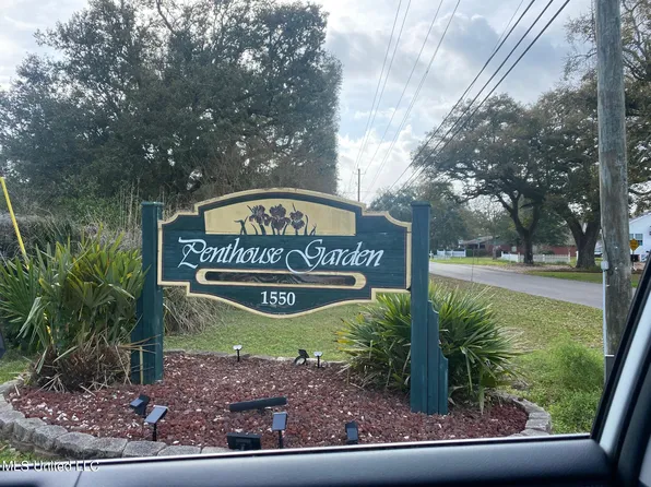 1550 E 2nd St #P89, Pass Christian, MS 39571