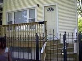 8734 S Marquette Ave, Chicago, IL 60617
