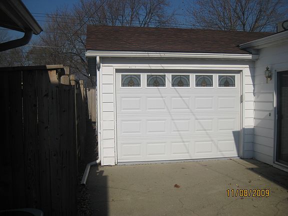 3rd image of 1537 Fontaine Ave
