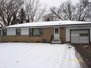 2675 Huron St, Roseville, MN 55113