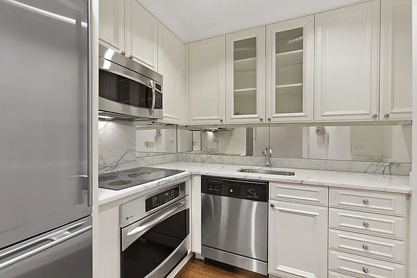 Sold by Compass | media 2