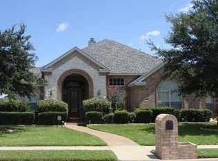 5904 Twain Dr, Flower Mound, TX 75028