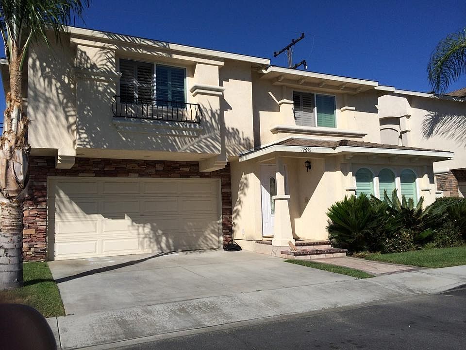 1st image of 12645 Lakewood Blvd