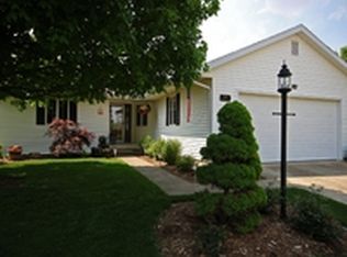 306 Wedgewood Ct, Circleville, OH 43113