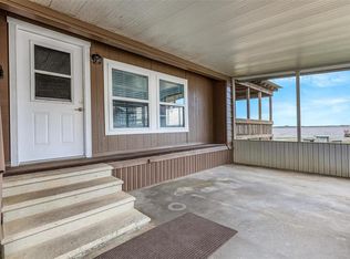 2300 Lakeview Dr, Haines City, FL 33844