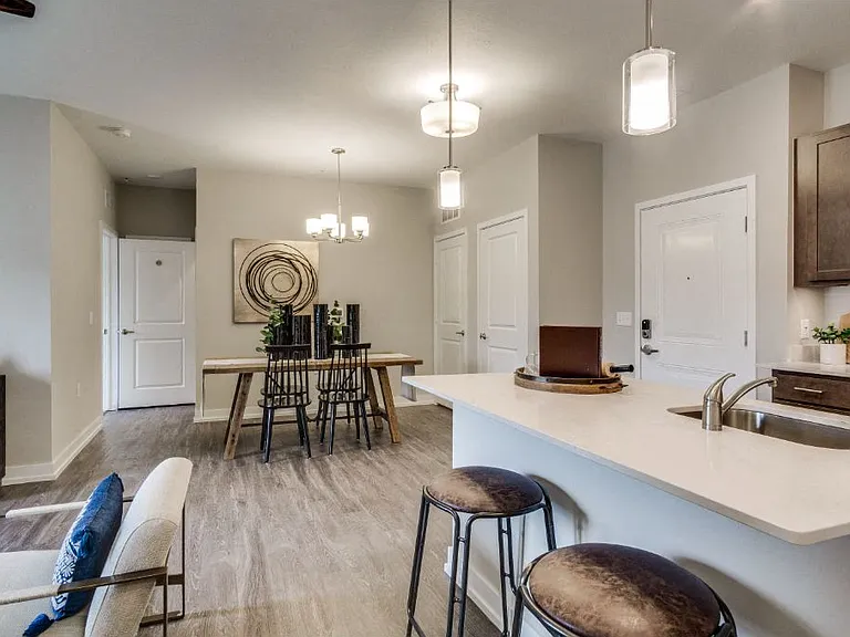 Cedar Apartment
