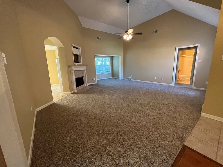 9150 Hervay Cv — Photo 6