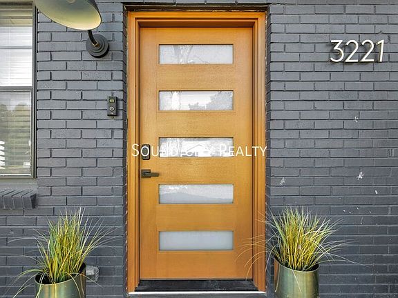 2nd image of 3221 Cloverwood Dr