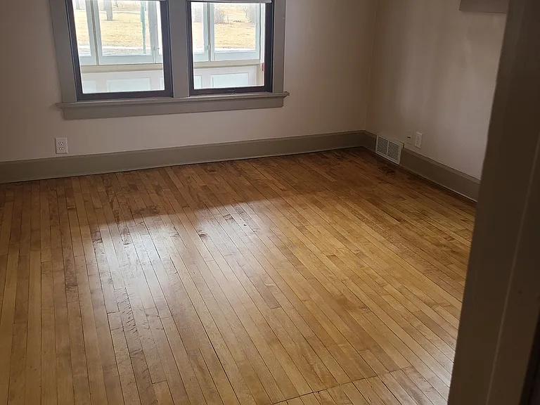 647 S Main St #2 — Photo 12