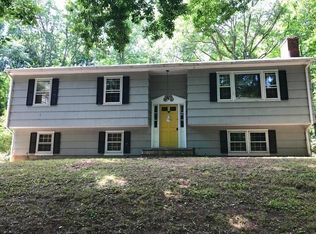 37 Pine Mountain Rd, Redding, CT 06896