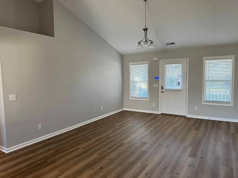 4 Sagebrook Dr — Photo 4