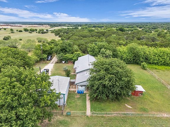 4th image of 173 County Road 3465