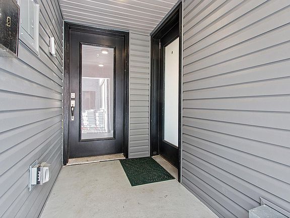 5th image of 1649 E Eyre St Unit 7