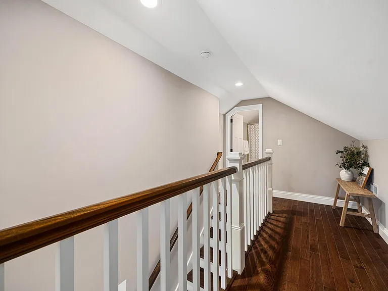 4805 N Columbus Ave — Photo 23