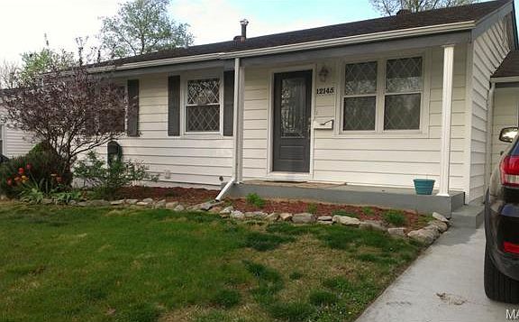 2nd image of 12145 Hillcrest Pl