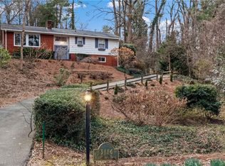 3116 Burkeshore Rd, Winston Salem, NC 27106