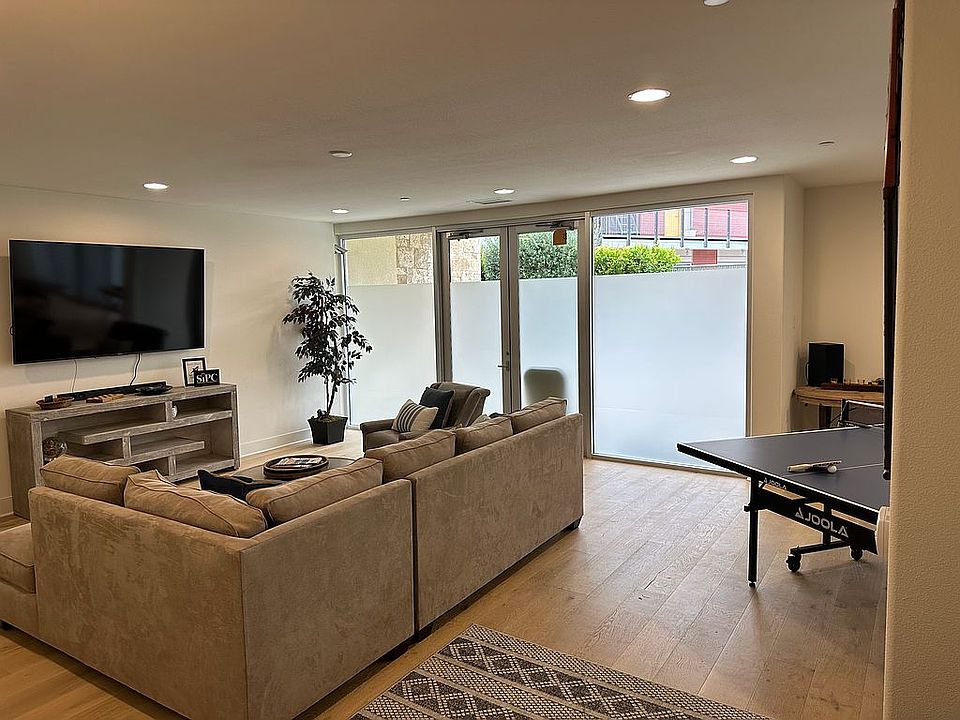 1st image of 2820 Carleton St Unit 38