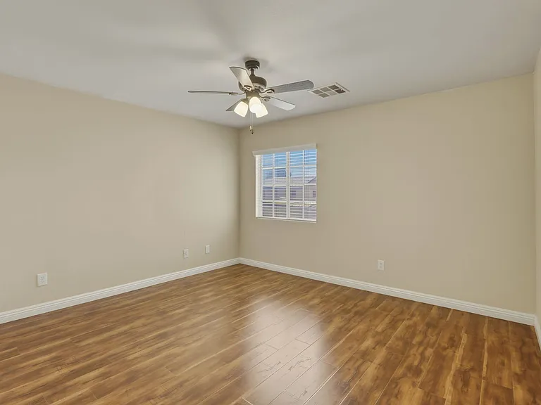 724 Picasso Picture Ct — Photo 26