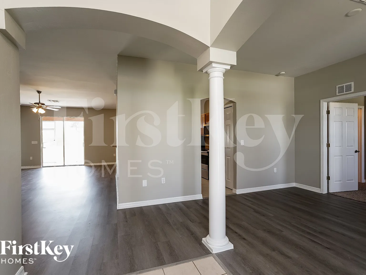 4 bed, 3.0 bath, 2343 sqft, $2,605 — Photo 2