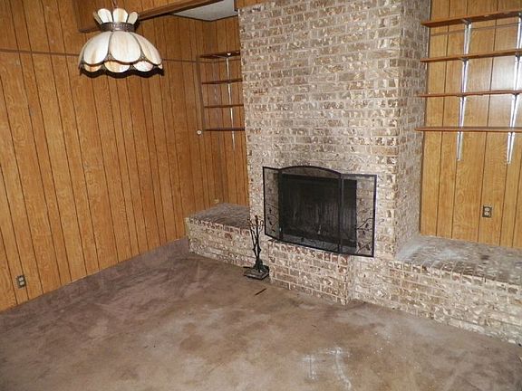 4th image of 6434 NW Compass Dr