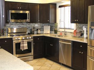 224 Butte View Dr, Bolingbrook, IL 60490