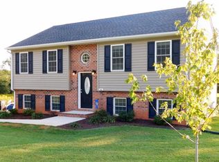 126 Penn Ln, Madison Heights, VA 24572