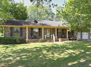 222 Victor Reiter Pkwy, Portland, TN 37148