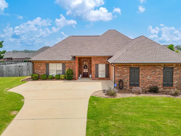 191 Rhodes Ln, Canton, MS 39046